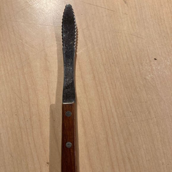 Regent Sherwood Stainless Serrated Bread butter spreader thin style knife 7 inch - Picture 1 of 4